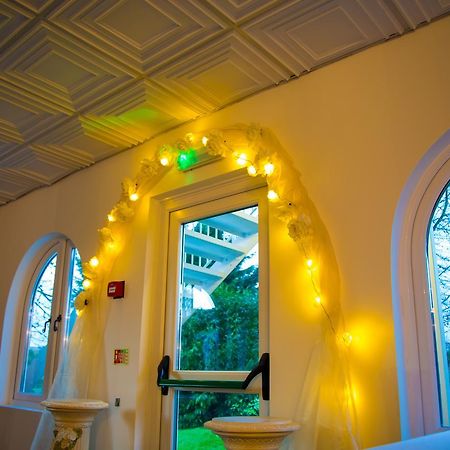 Gray Manor Hotel Cholderton Екстериор снимка