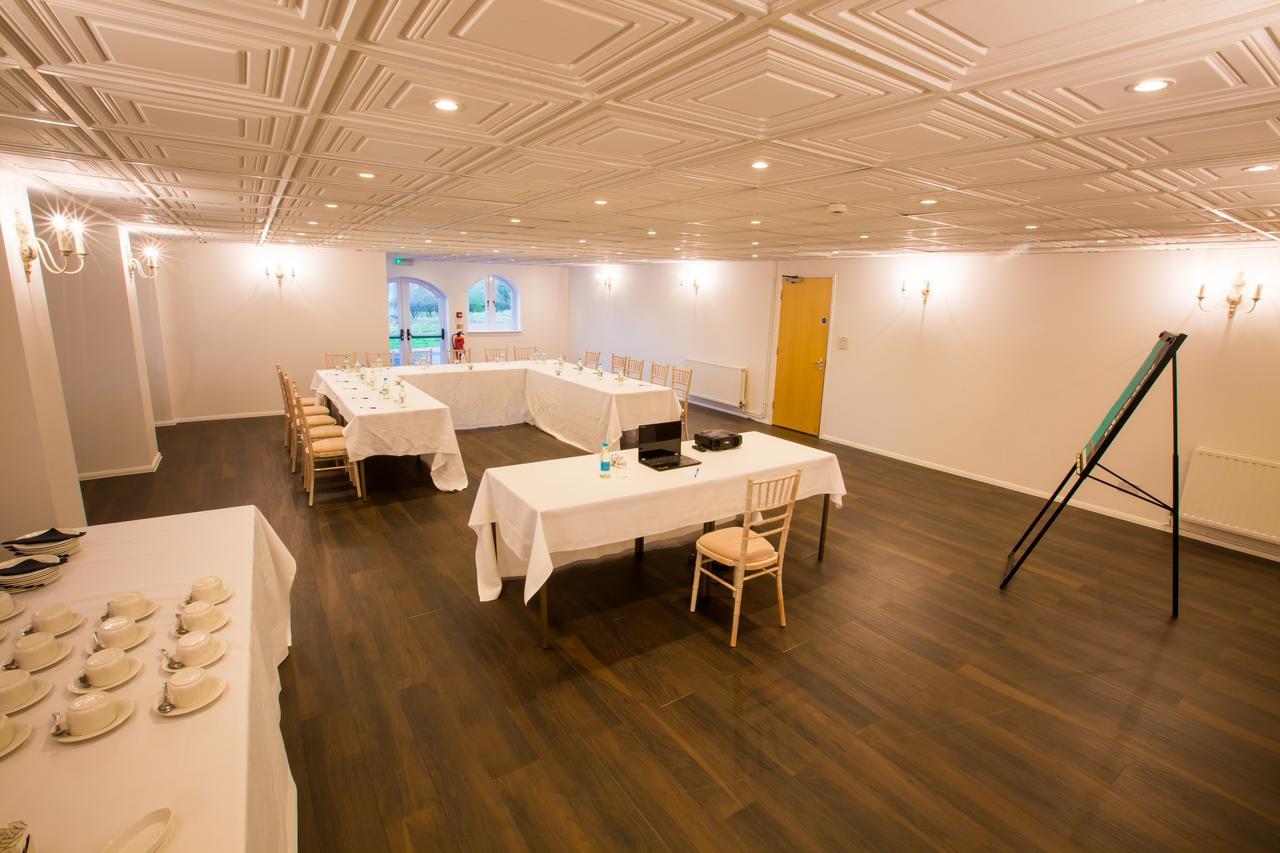 Gray Manor Hotel Cholderton Екстериор снимка