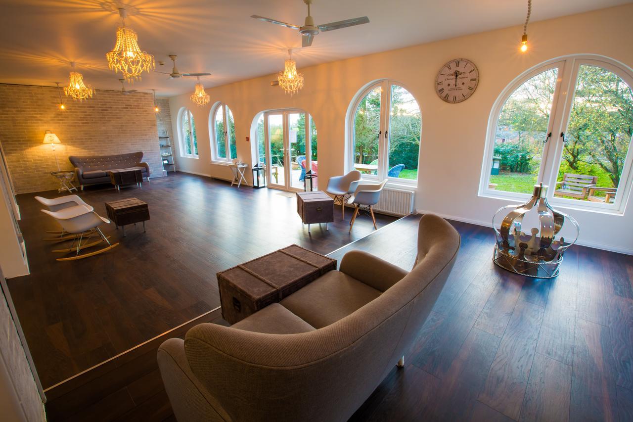 Gray Manor Hotel Cholderton Екстериор снимка